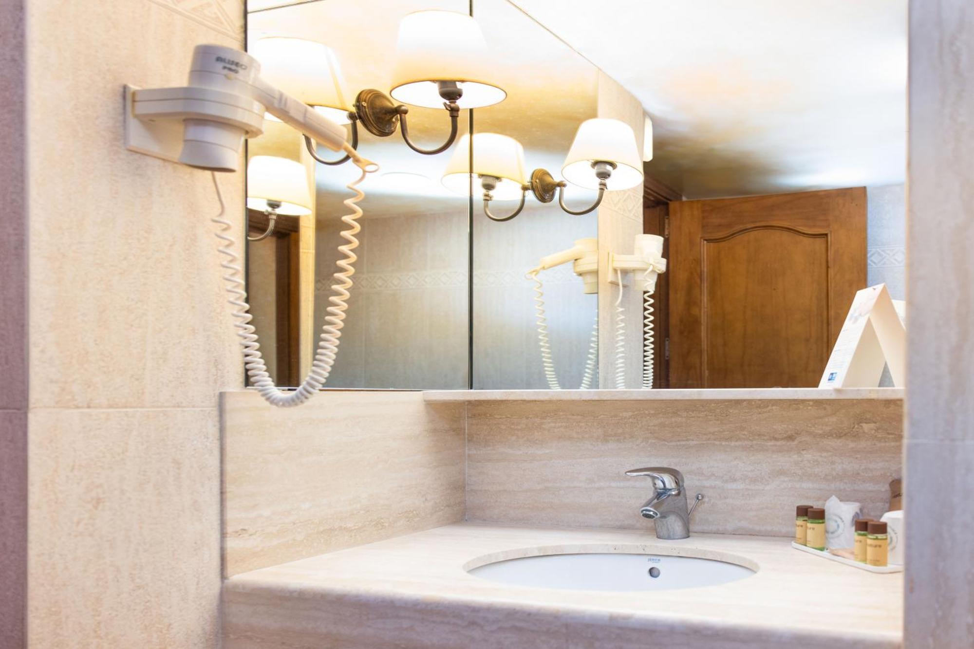 Rvhotels Vila De Tossa (Adults Only) Tossa de Mar Luaran gambar